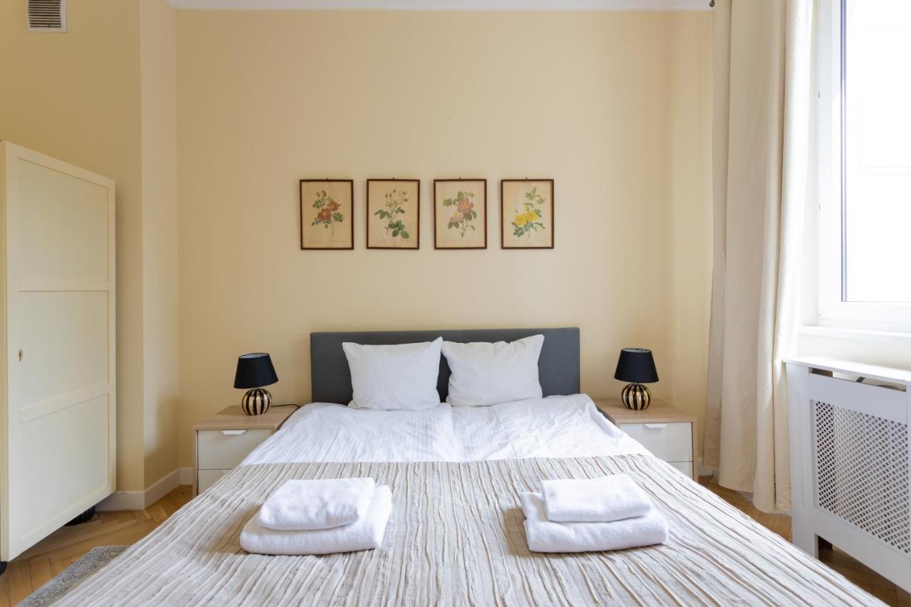 Golden Apartments Warsaw- 3 Separate Rooms - Best Location&Nowy Swiat 외부 사진